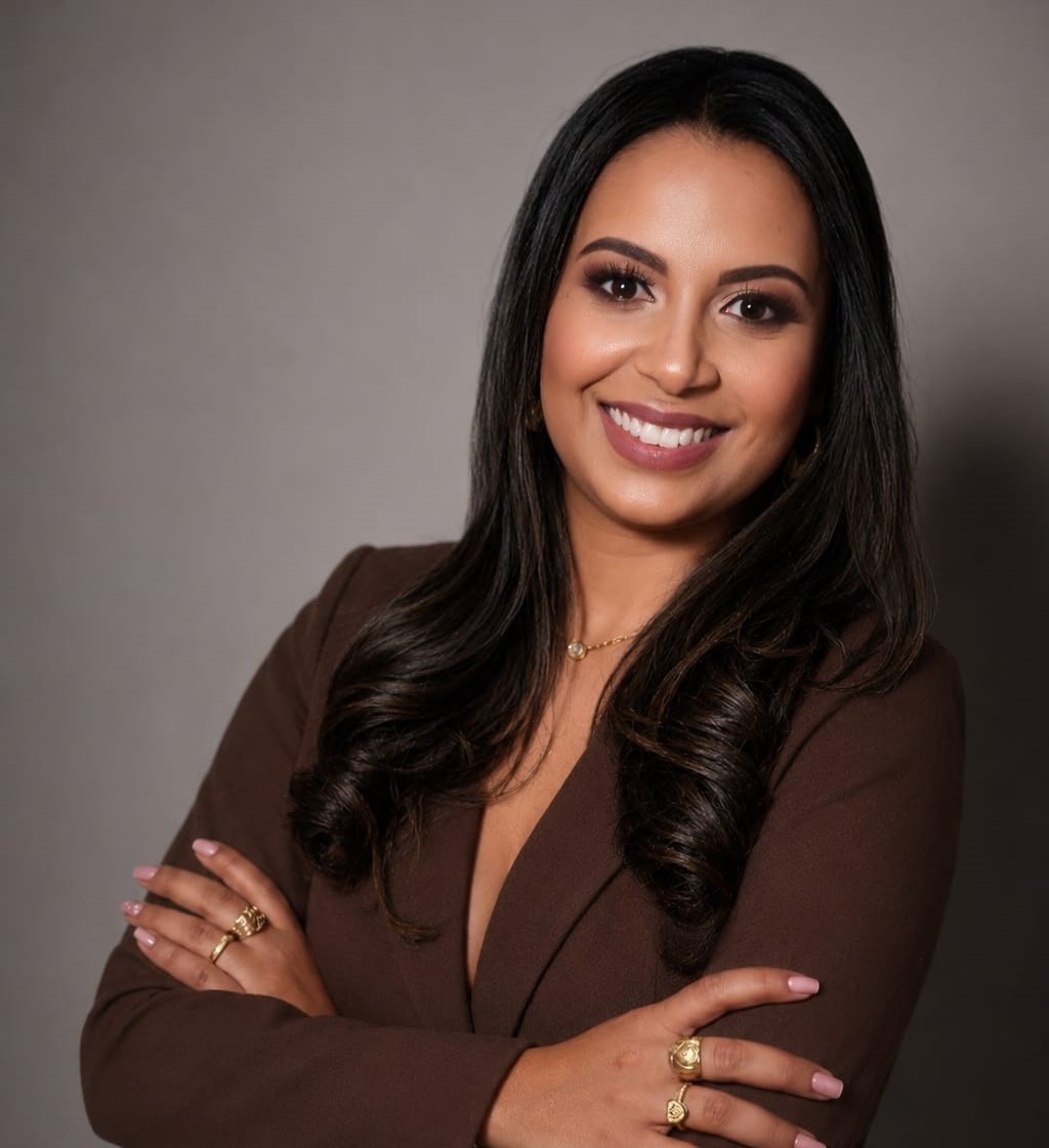 Dra. Iara Soares Dias 